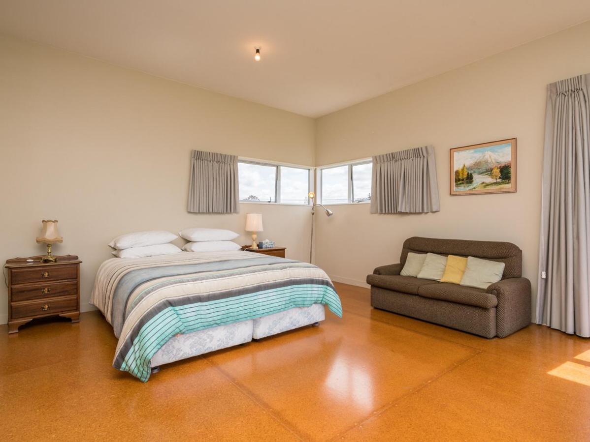 Roberts Retreat - Mangawhai Holiday Home Ngoại thất bức ảnh